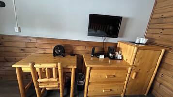 Standard Quadruple Room | Interior
