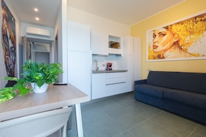 Interior - Alexandr Azure House (Pizzo)