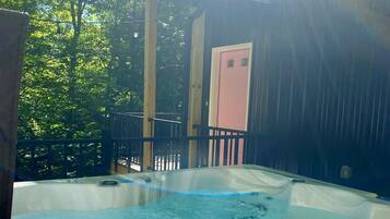 Idromassaggio all'aperto