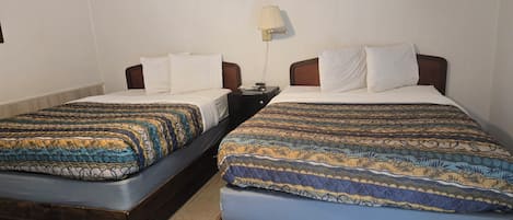 Minnow Studio Standard Double Bed | Desk, free WiFi