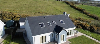 Coastal Family Retreat in Rossnowlagh, Near Beach