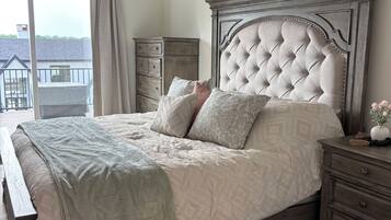 WiFi, bed sheets