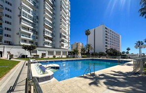 Pool - Amazing apartment in Benalmádena with WiFi (Benalmádena)