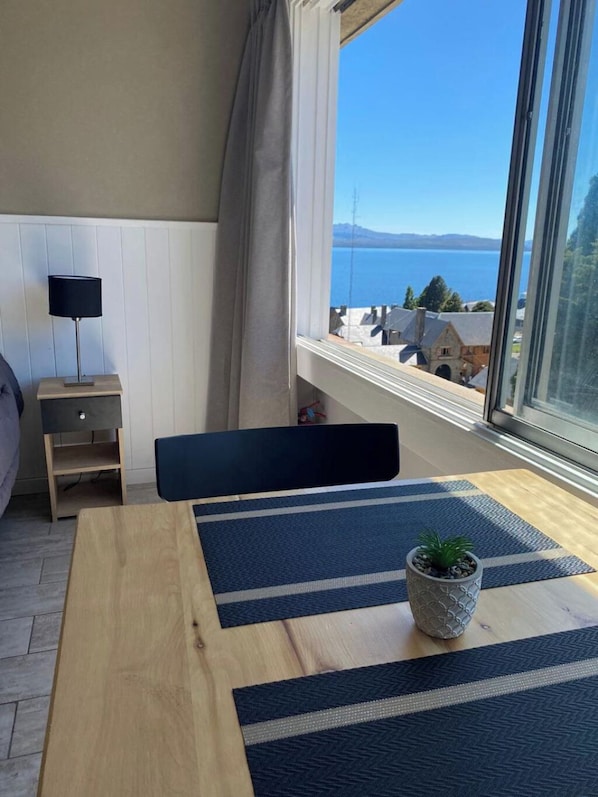 Interior - Centrally located apartment in Bariloche with lake view (San Carlos de Bariloche)