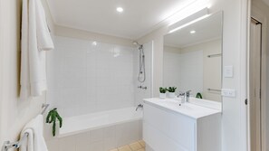 Bathroom - Unit 1, 9 Hill Street, Sunshine Beach (Sunshine Beach)