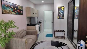 Apartment, 1 Bedroom, City View | Ruang tamu