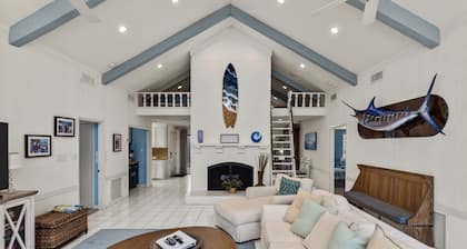 Pine Knoll Shores NC Canal Front Beach Access Hideaway