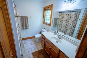 Shower, towels - Creekside Living | Fish, Relax, Recharge (Robbinsville)