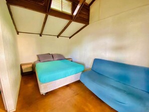Basic Double or Twin Room, Balcony, Courtyard View
