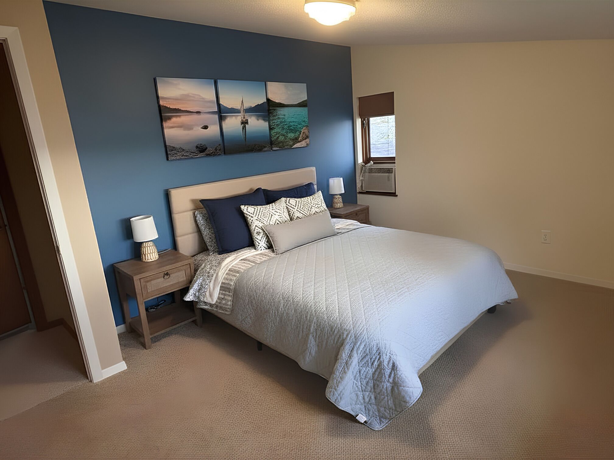 4 habitaciones, tabla de planchar con plancha, cuna de viaje y wifi 