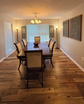 Dining - Riverside MO for World Soccer Tournament (Riverside)