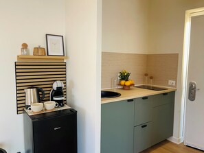 Private kitchen - Vrbo Property (Cefalù)