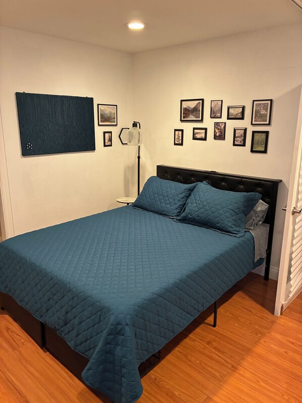 Room - Enjoyable 2-bedroom house with AC in charming Rodeo (Rodeo)