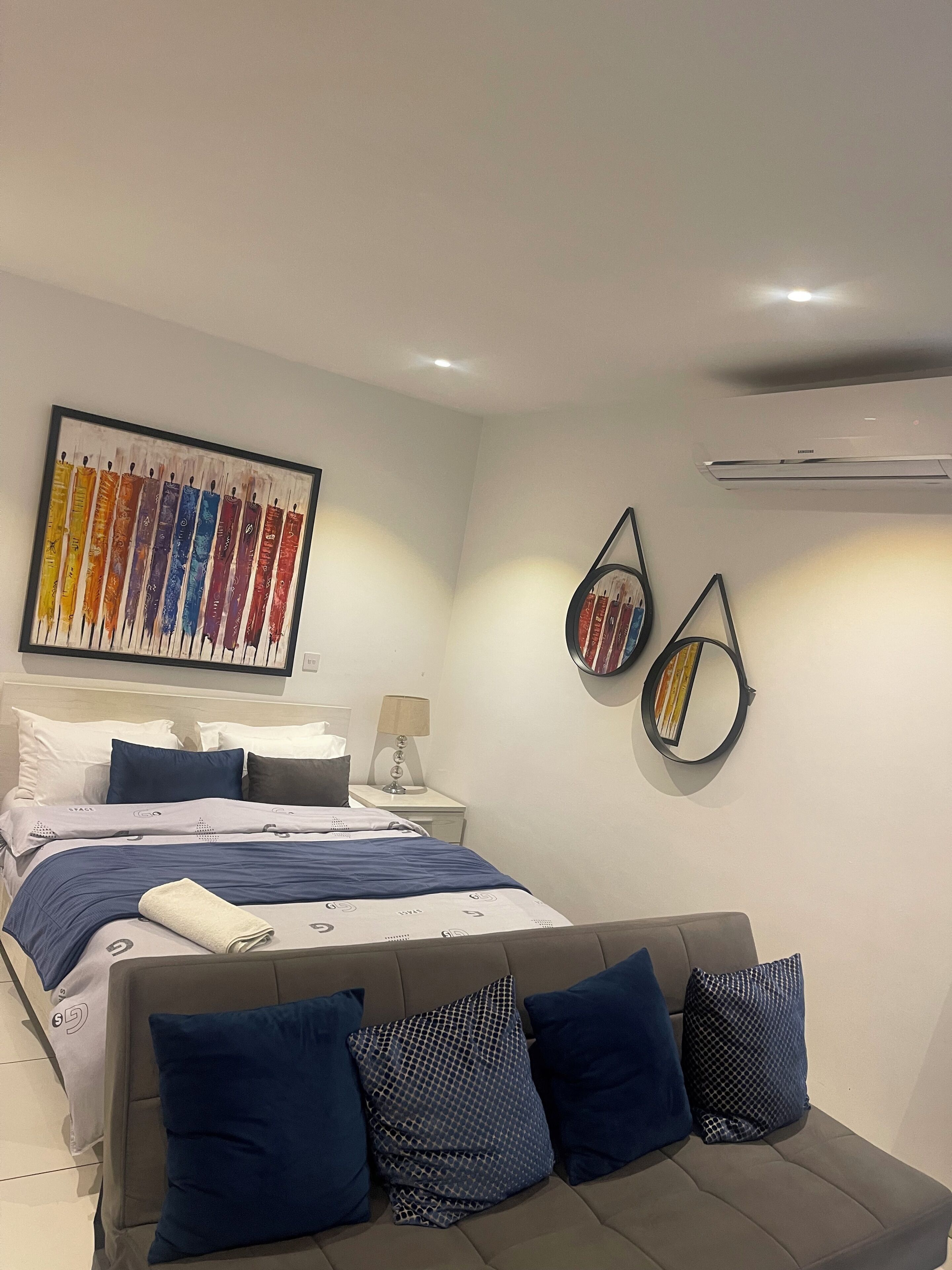 Estudio de lujo, vistas a la piscina | Tabla de planchar con plancha y wifi gratis