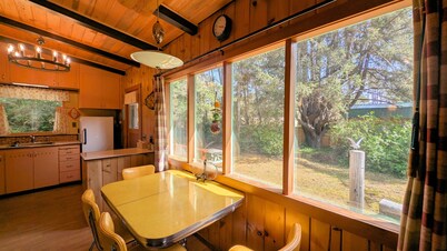 *NEW* Fishers D'Lighthouse II – A 1960 Coastal Cabin