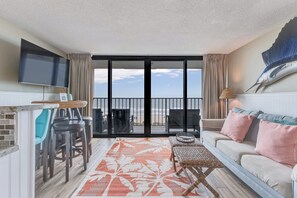 Smart TV, books - Experience comfort at 0412 Memories Made At The Beach, a cozy oceanfront retreat in Carolina Beach. (Carolina Beach)