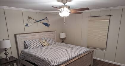 Lazy Bear at SML -Sleeps 6, Dock, Beach, Pool, Patio, Golf, View