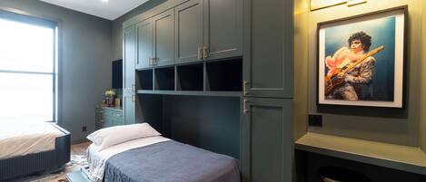 2 Schlafzimmer, Reisekinderbett, Internetzugang, Bettwäsche