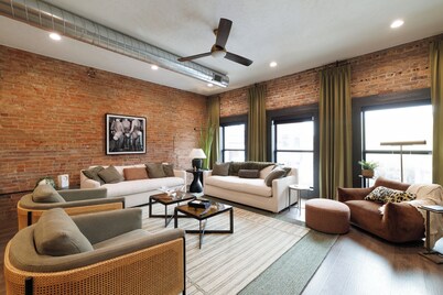 The Aerie- On Central- LeMars