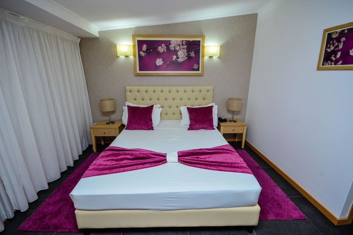 In-room safe, desk, blackout drapes, WiFi (free)