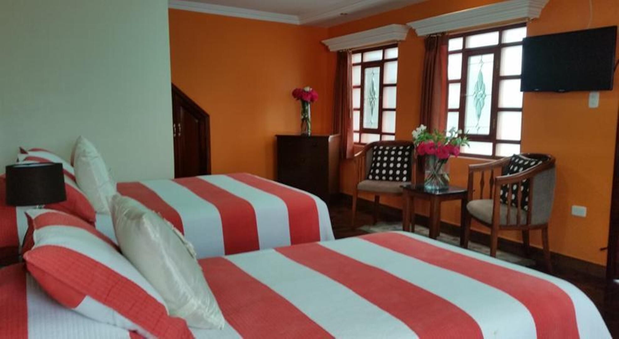 Wi-Fi de cortesia, roupa de cama