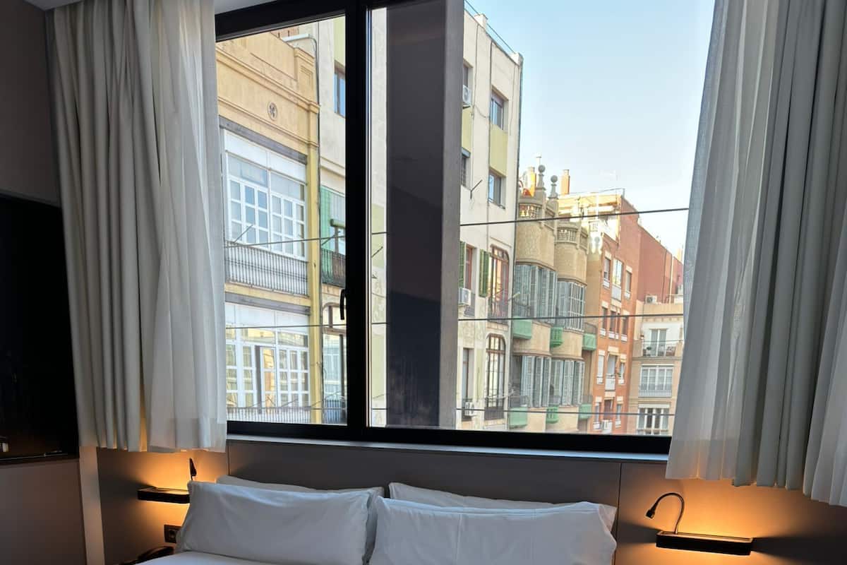 Superior Room, Terrace (Jacuzzi) | Minibar, in-room safe, desk, blackout drapes