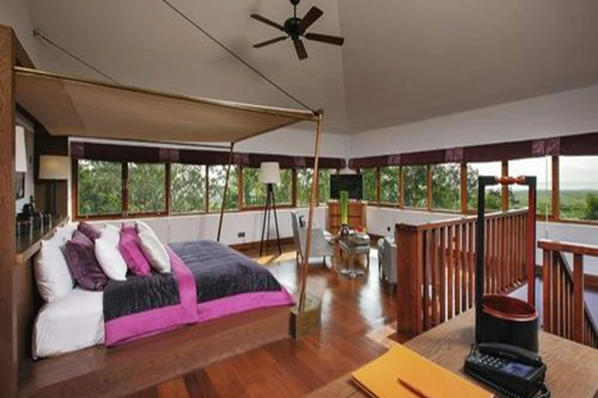 Abbey Suite