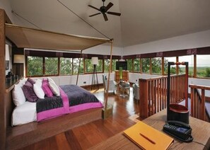 Abbey Suite | Minibar, in-room safe, blackout drapes, iron/ironing board - Sanctum Inle Resort (Nyaungshwe)