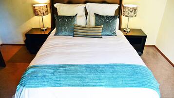 Standard Room | Individually decorated, individually furnished, blackout curtains