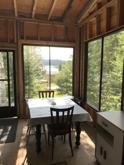Mowat Landing Cottages