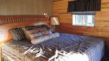 Honeymoon Cottage, 1 Bedroom, Jetted Tub, Lakeside | Premium bedding, individually decorated, individually furnished