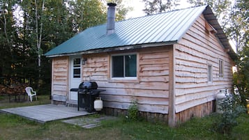 Family Chalet, 3 Bedrooms, Accessible, Jetted Tub | Garden view