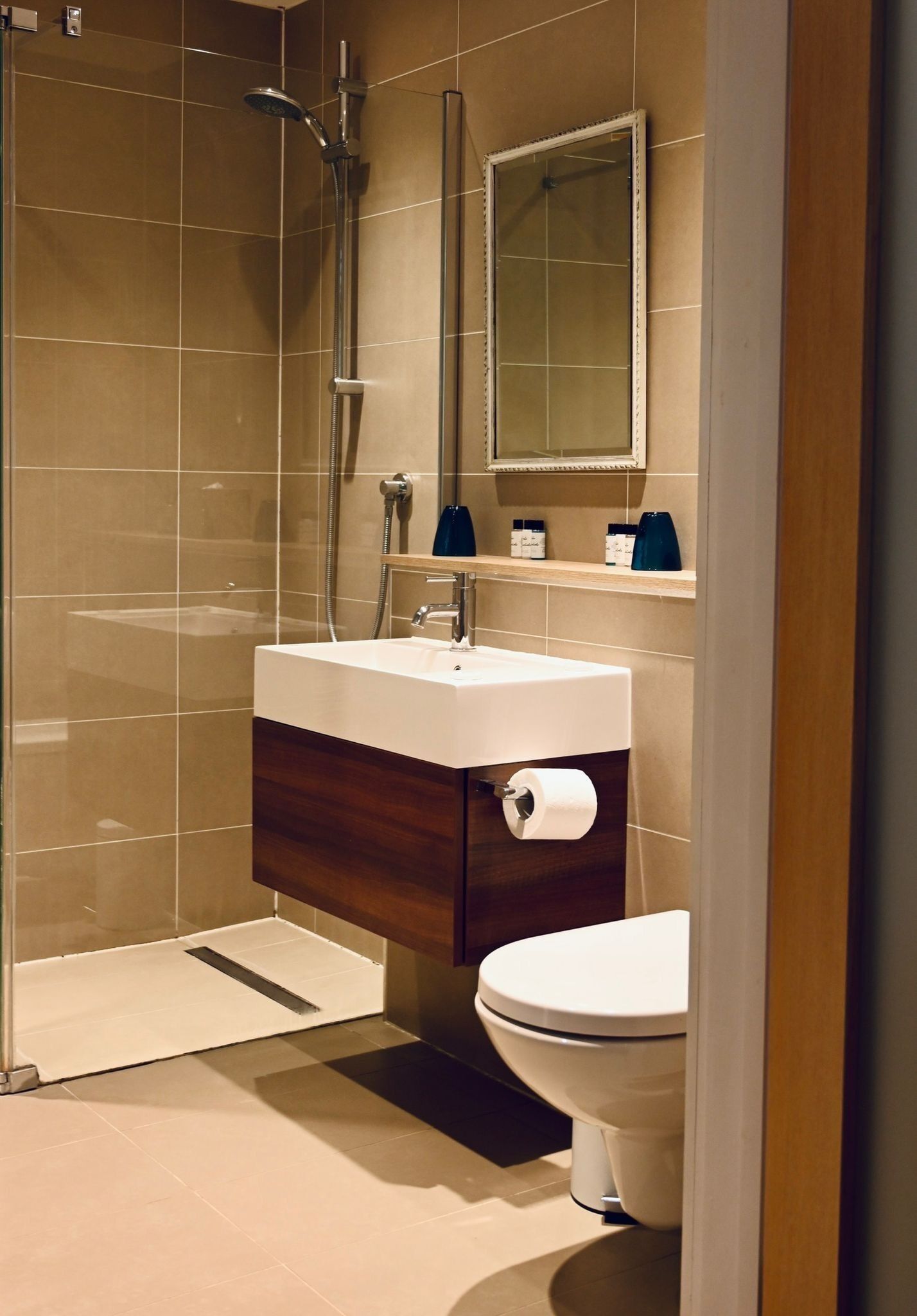 Suite, Ensuite | Bathroom