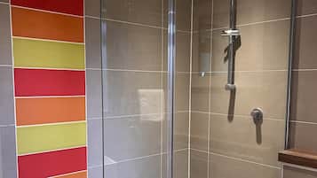 Suite, en-suite badkamer | Badkamer