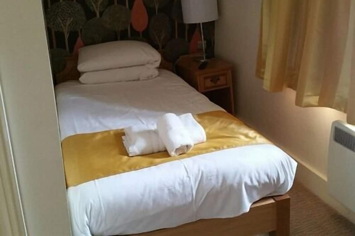 Habitación individual, baño privado