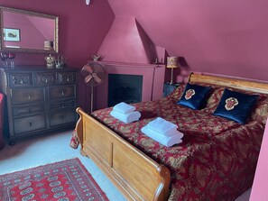 Habitación con 1 cama doble o 2 individuales, baño privado