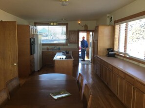 Cottage, 4 Bedrooms | Private kitchen | Fridge, microwave, coffee/tea maker - Waters Edge Motel (Alpena)