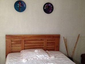Iron/ironing board, free WiFi - Turin Vue La Montagne Lodge (Petionville)