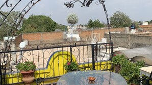 Terrace/patio - Hotel Mi Viejo Refugio (Tlaquepaque)