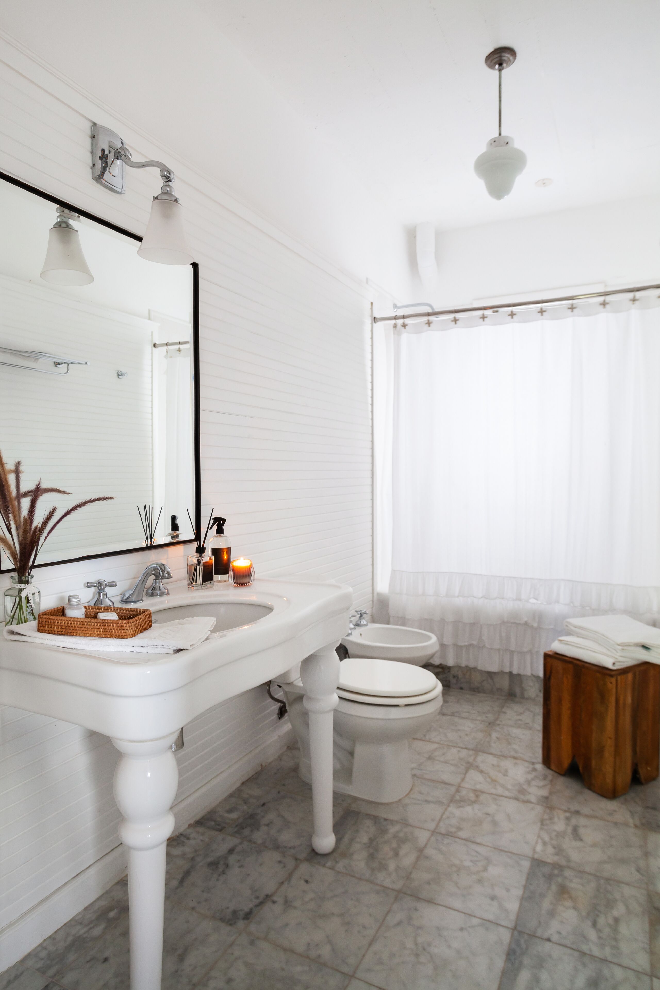 hair dryer, bidet, towels