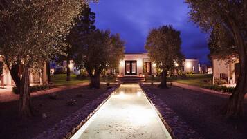 Fasade – kveld/natt