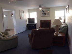 House, 3 Bedrooms, 2 Bathrooms, Beach View | Living area - Red Coconut RV Park (Fort Myers Beach)