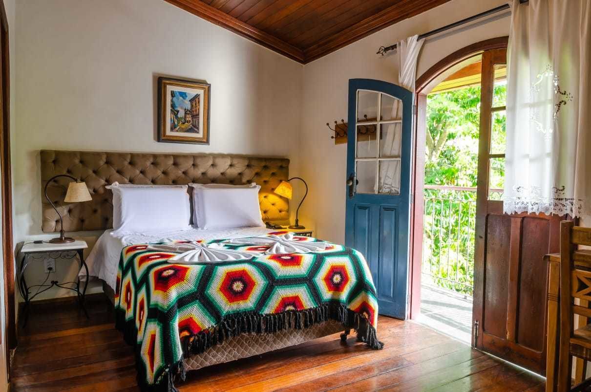 Minibar, wifi gratis y ropa de cama 