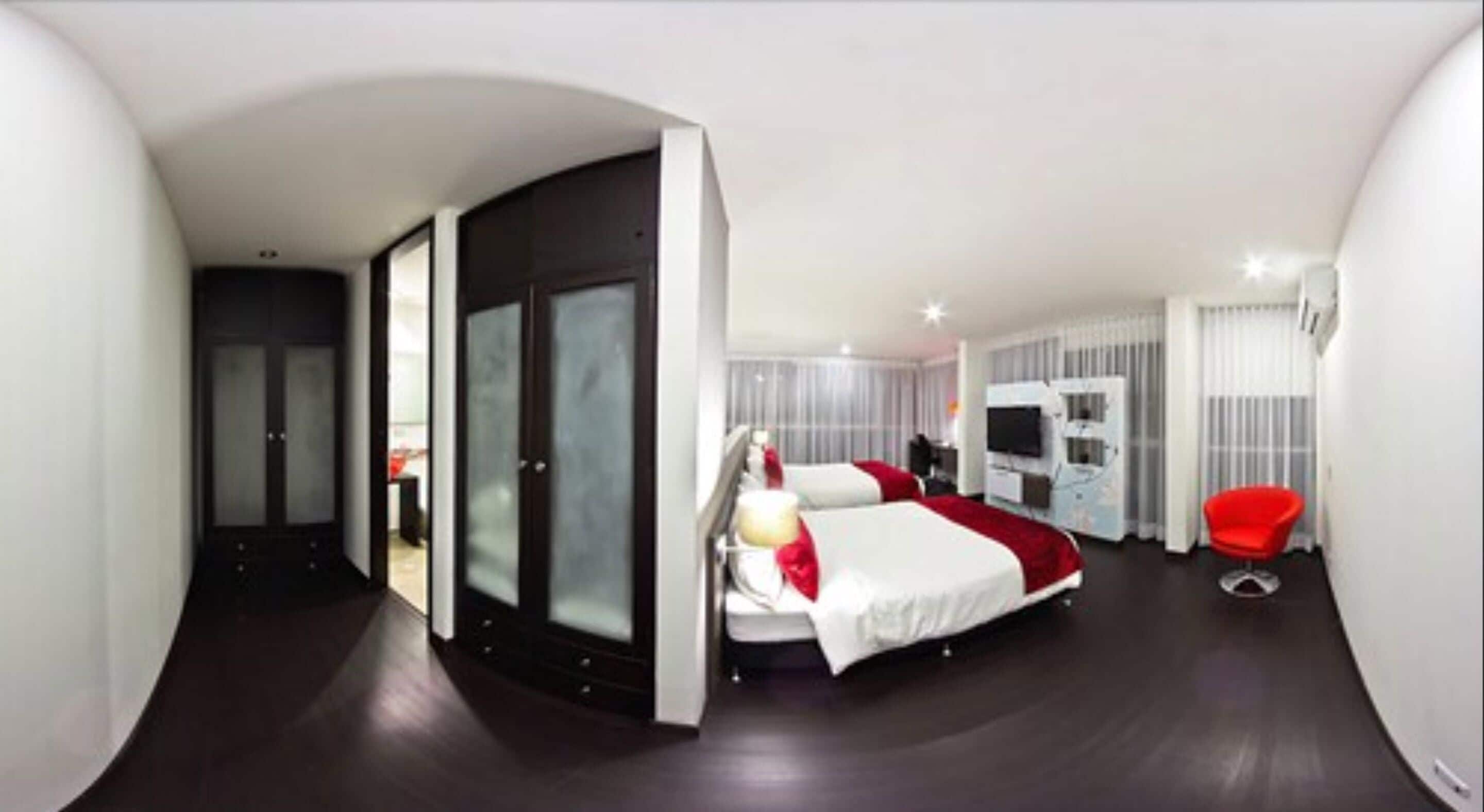 In-room safe, blackout curtains, free WiFi