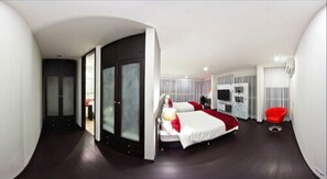 套房 | 客房内保险箱、遮光窗帘、免费 WiFi