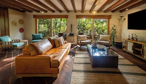 Coin salon dans le hall