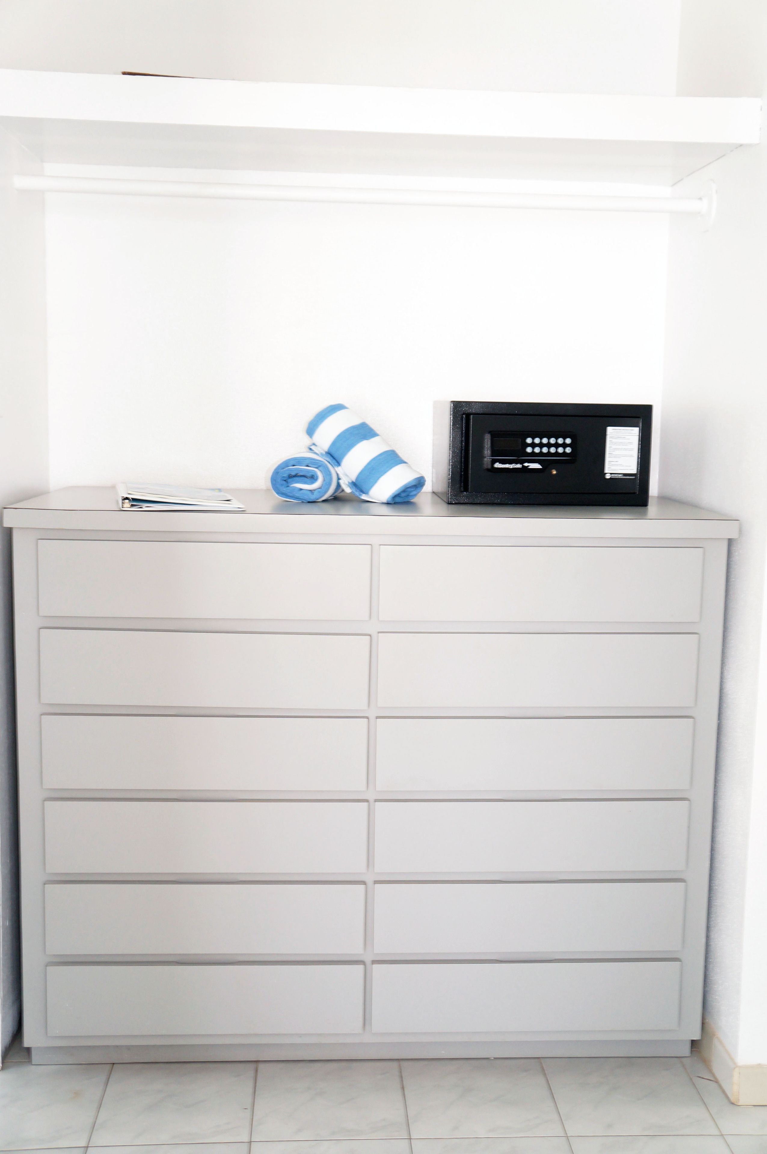 honeymoon suite, 1 king bed | in-room safe, free wifi, bed sheets