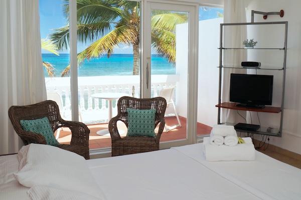 Room, Ocean View | In-room safe, free WiFi, bed sheets