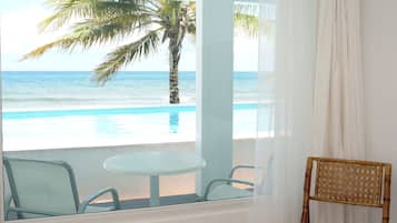 Habitación, 1 cama de matrimonio, planta baja | Vistas desde la habitación