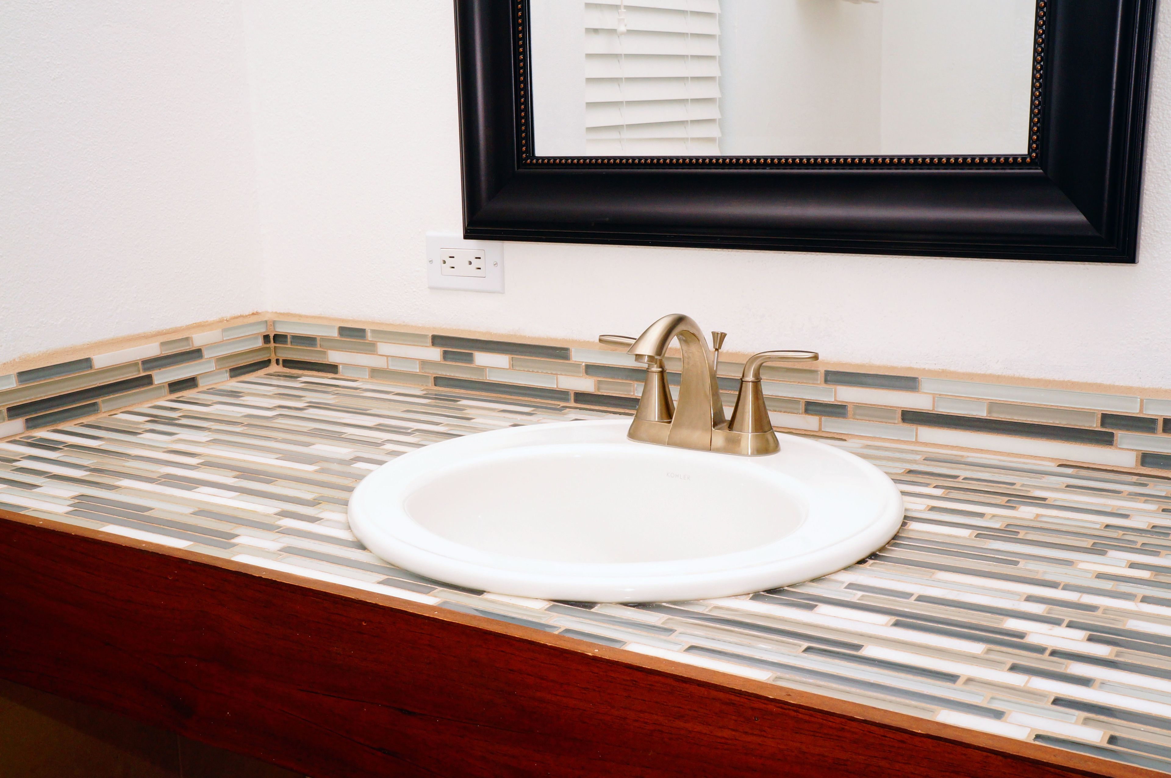 honeymoon suite, 1 king bed | bathroom | shower, free toiletries, towels, shampoo